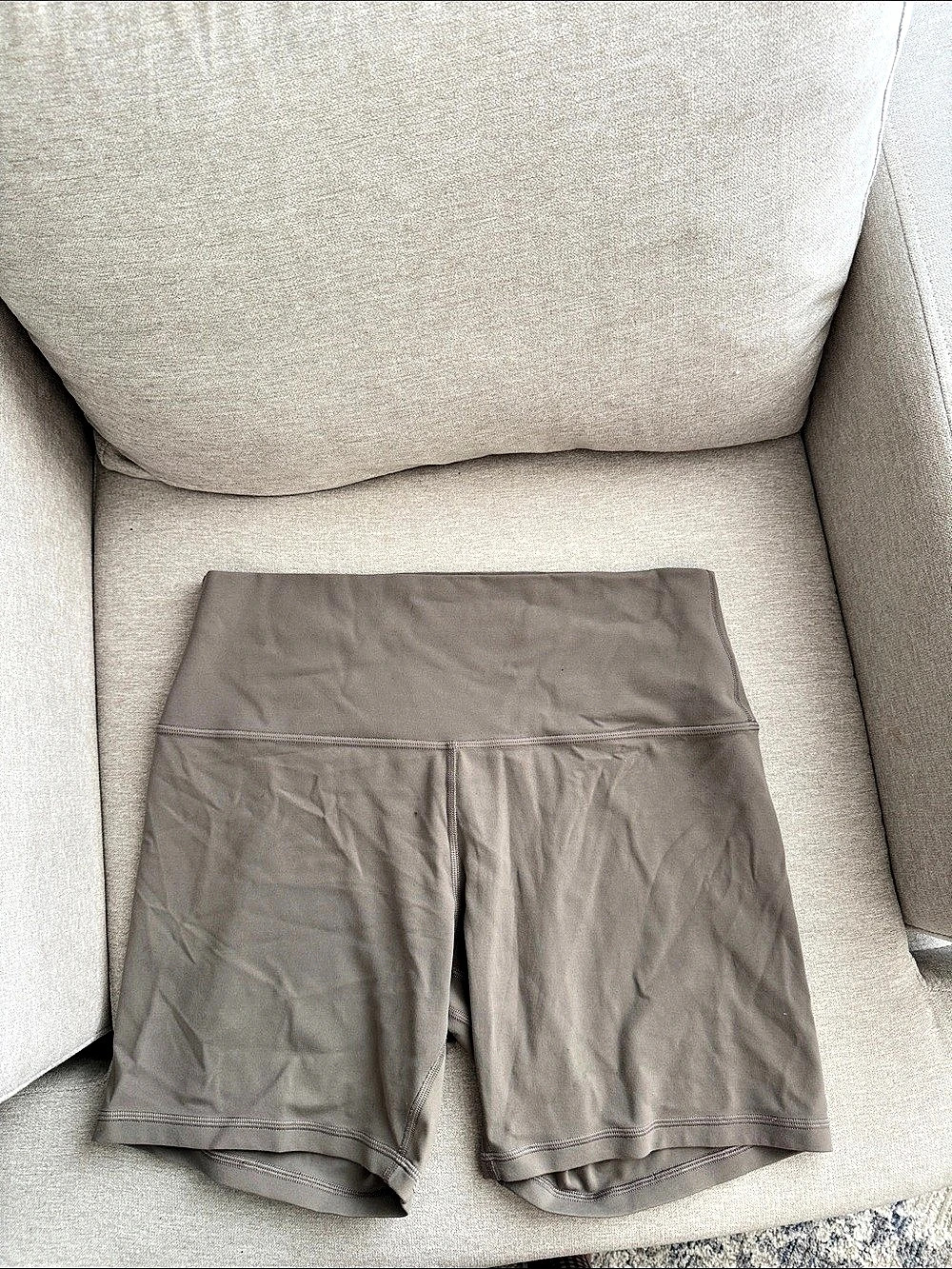 lululemon Align High-Rise Short 6" Women's Athletic Shorts in Gray Size 12 Like